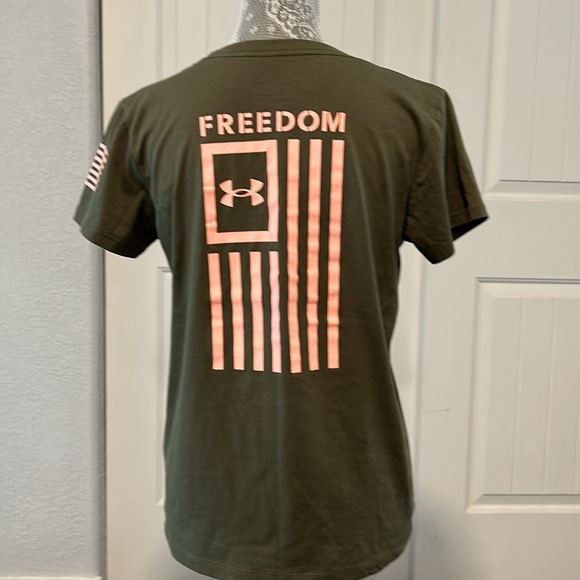 Under Armour Freedom T-Shirt S - Picture 4 of 6